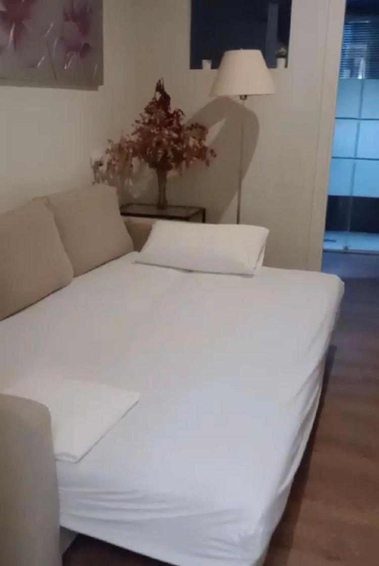 Apartamentos Mercado De Triana 塞维利亚 外观 照片